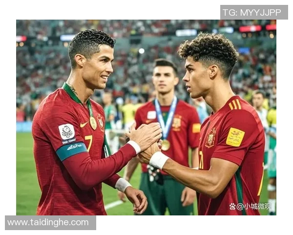 蓝球星与足球星的碰撞与融合：探索体育界两大巨星的辉煌历程与未来发展