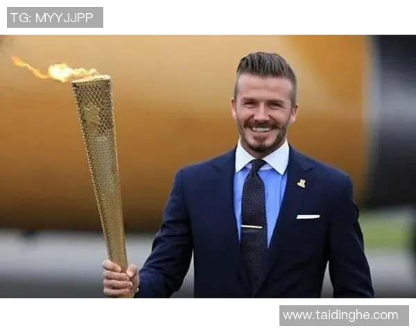 梳着背头发型的足球明星是谁他的球场表现如何引发关注