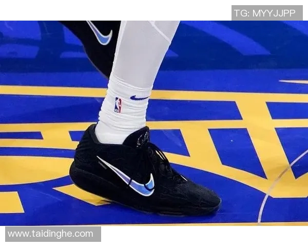 球星穿什么码数的足球鞋最适合他们的表现与舒适度分析 球星穿什么码数的足球鞋最适合他们的表现与舒适度分析